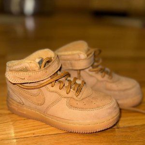 Nike Air Force 1 - Wheat - Sz 9 - Like NEW